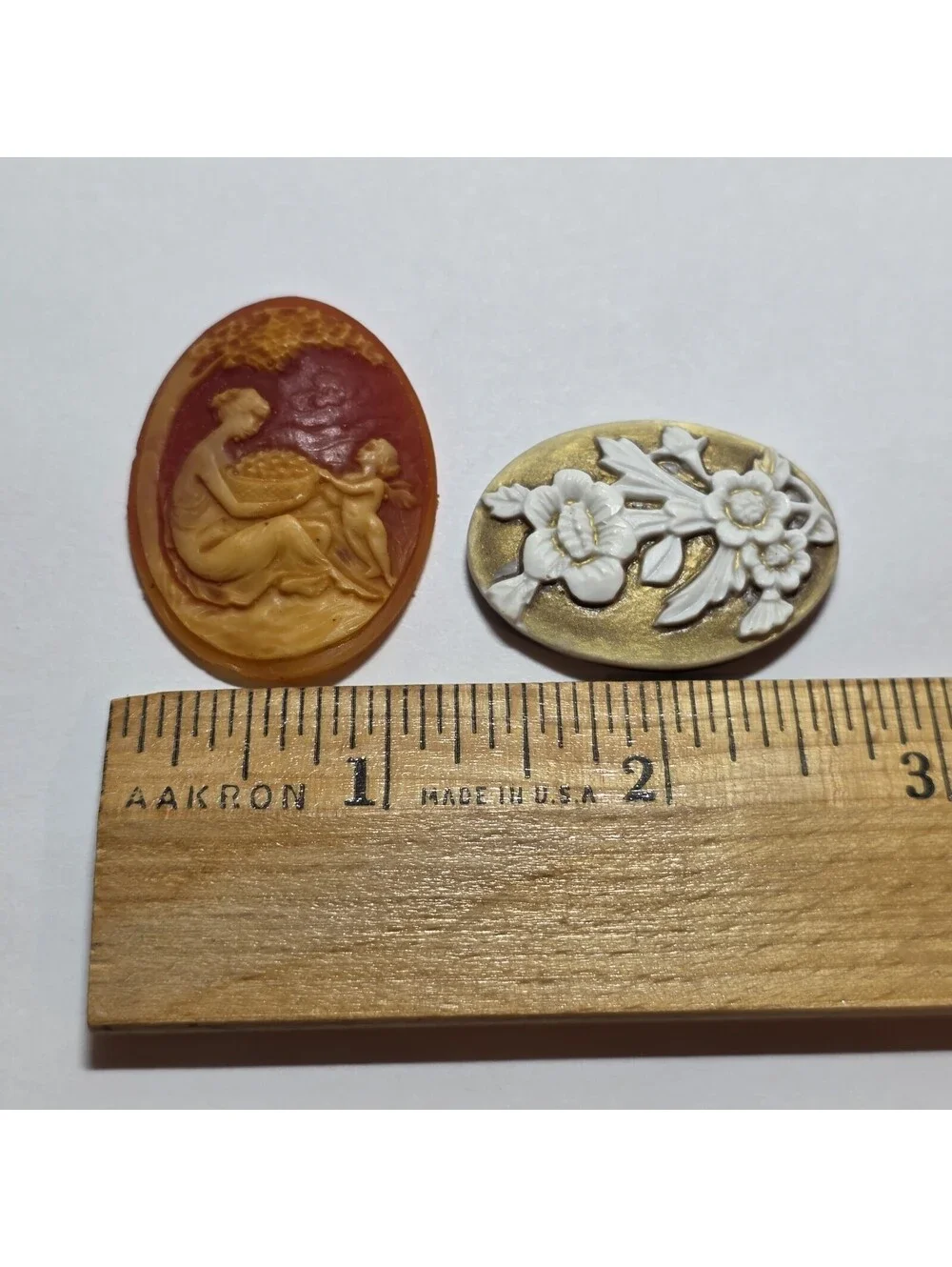 Lot of 6 Large Vintage Style Lady Floral Cameo Cabochons Resin Mixed Colors EUC